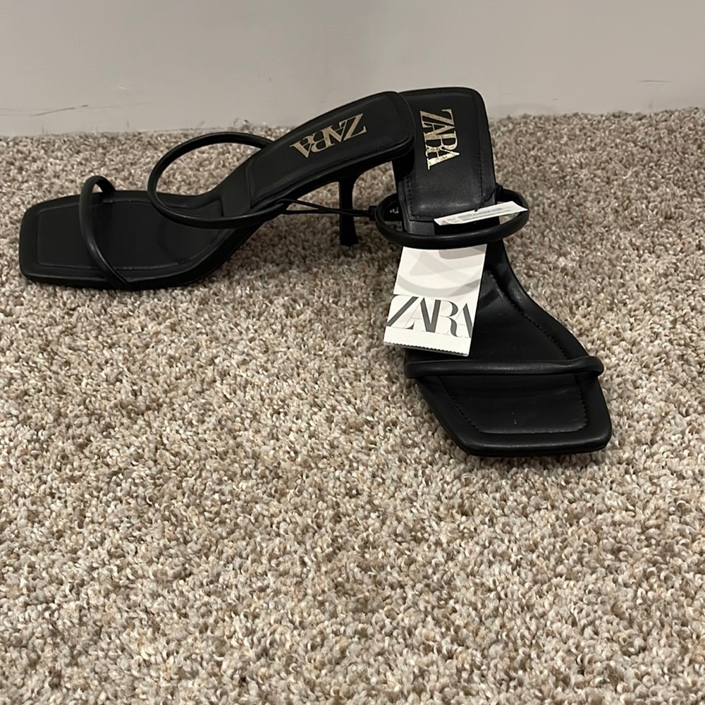 Black Zara heels